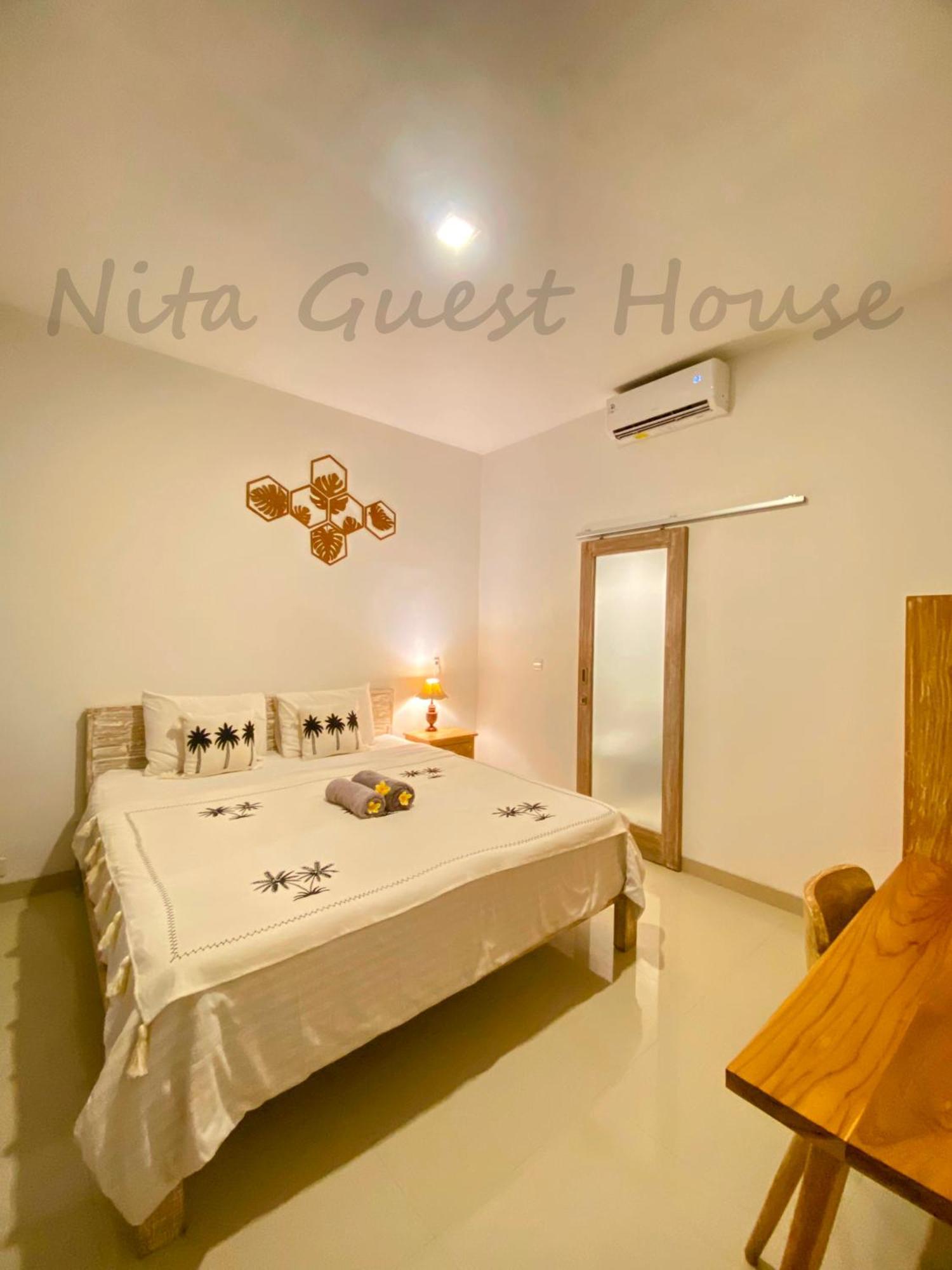 Nita Guest House Bali Canggu Buitenkant foto