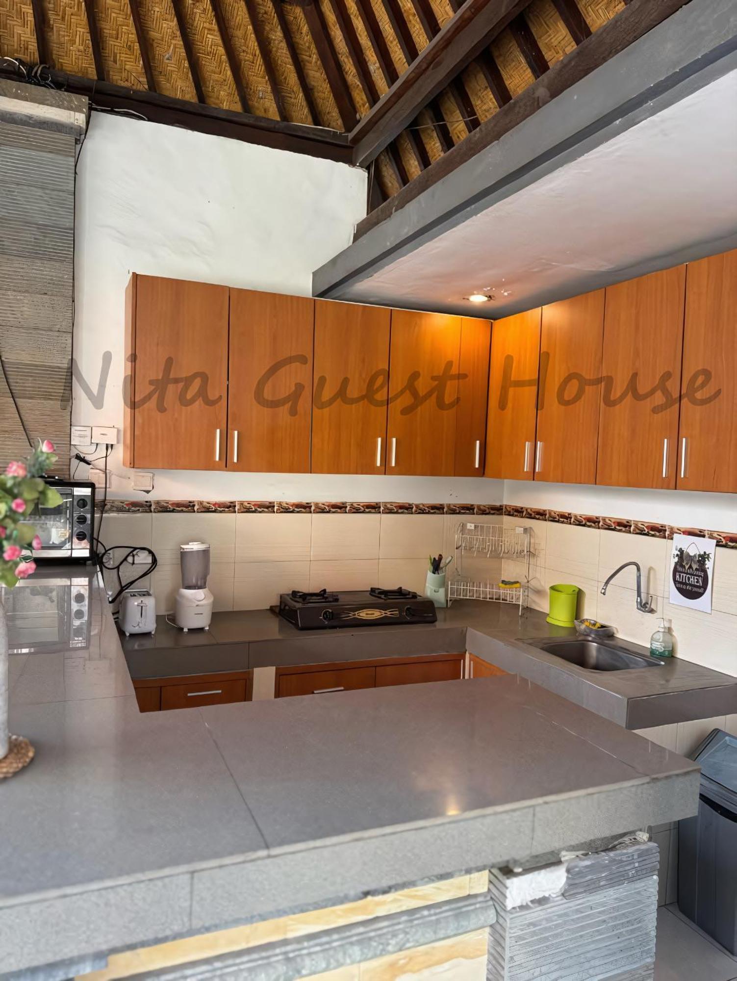 Nita Guest House Bali Canggu Buitenkant foto